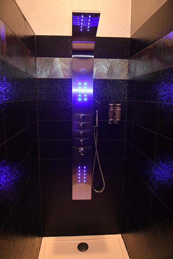 Vip Room 209 Trooz Dış mekan fotoğraf